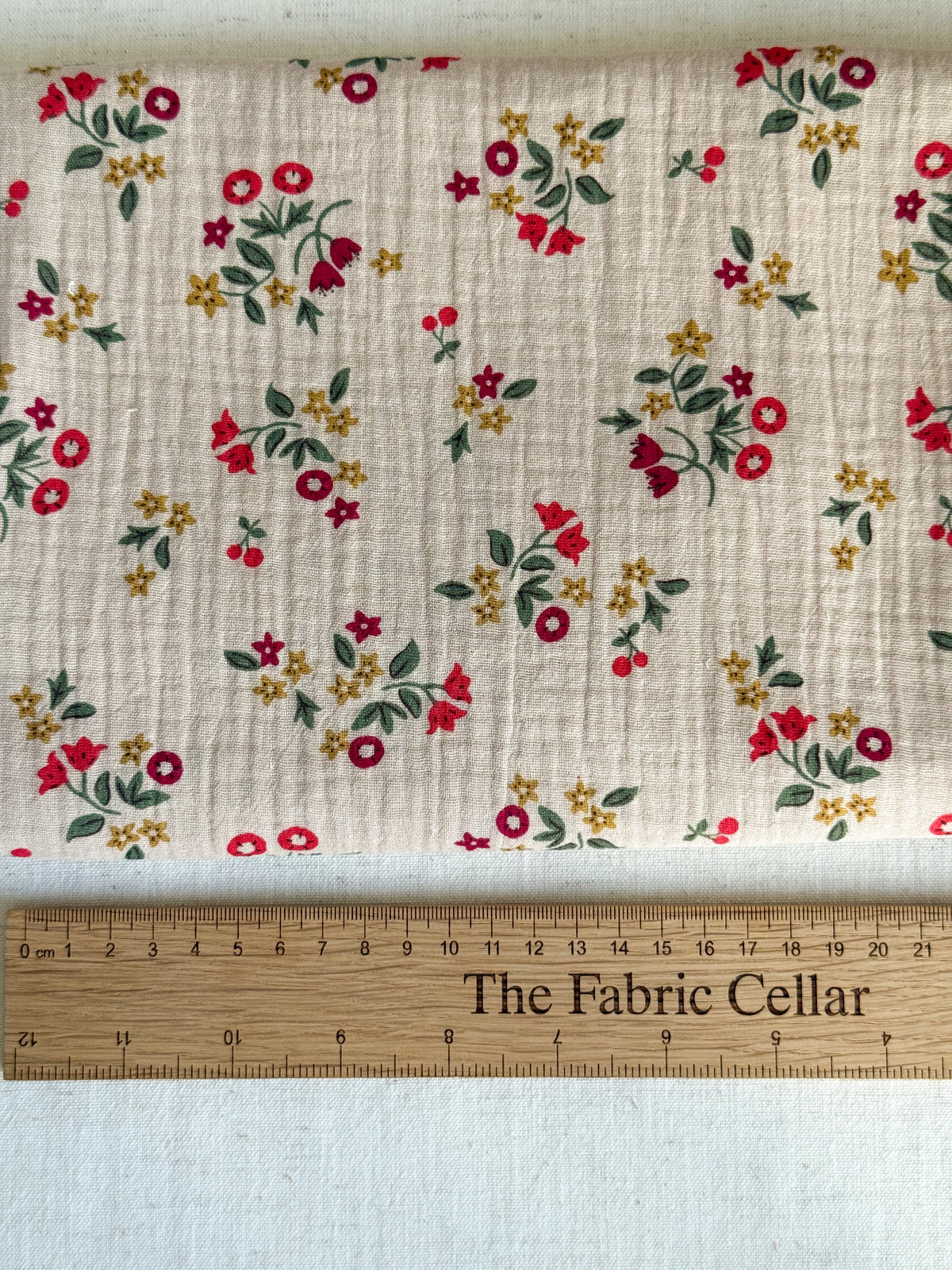 Double Gauze Fabric - Rouge Floral
