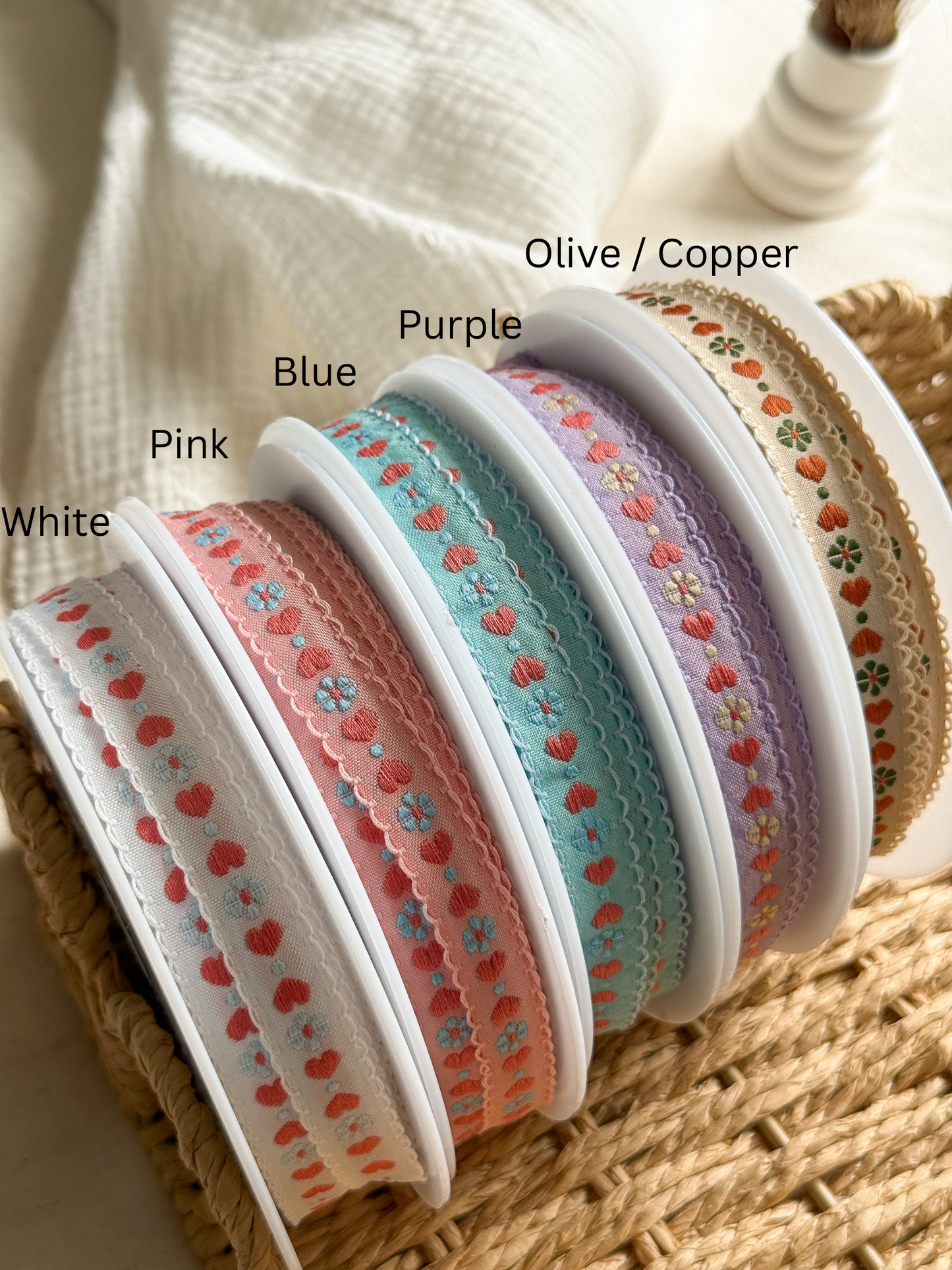 Jacquard Trim - Little Hearts & Flowers - 15mm