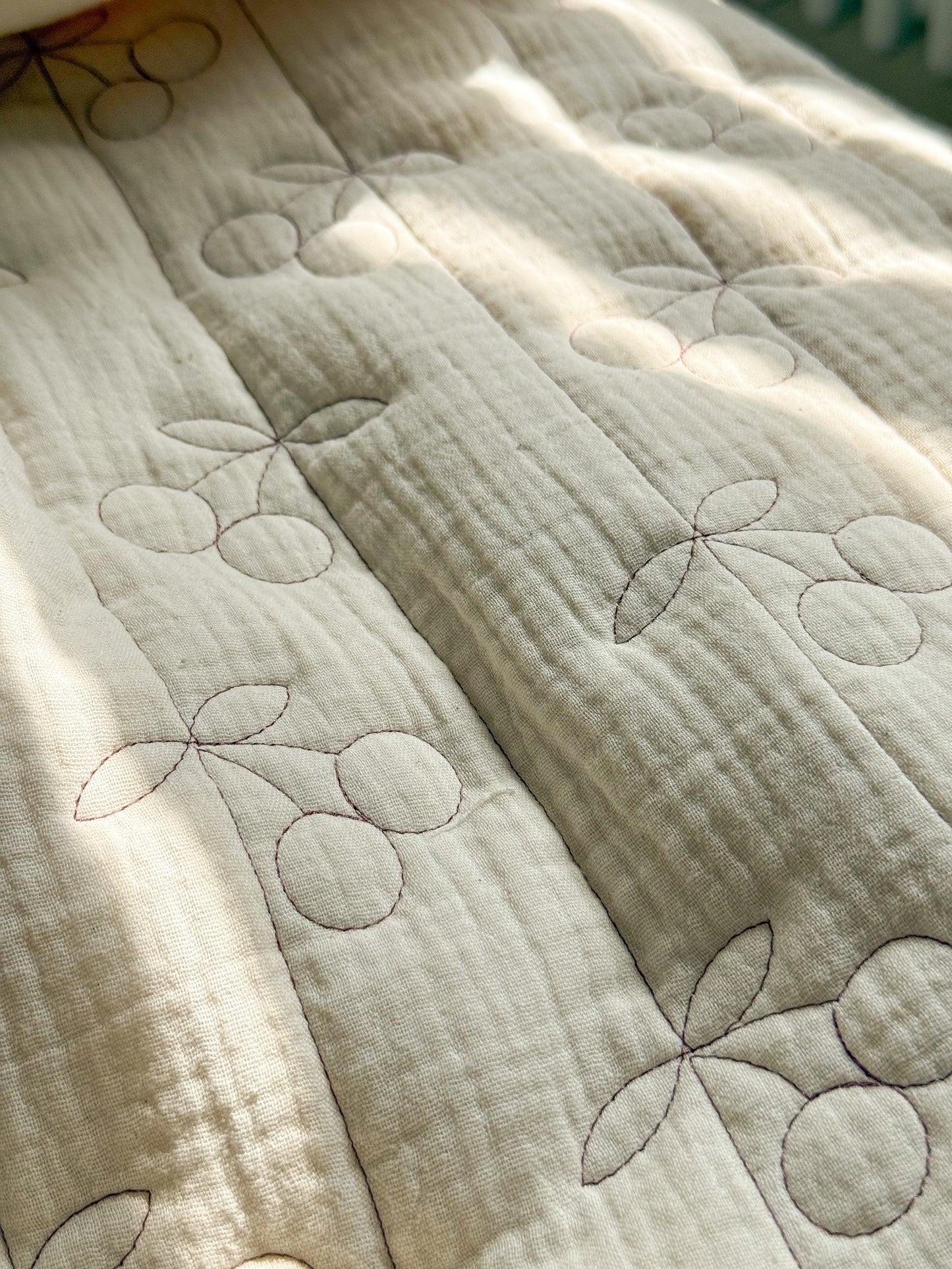 Quilted Double Gauze Fabric - Cherries - Natural