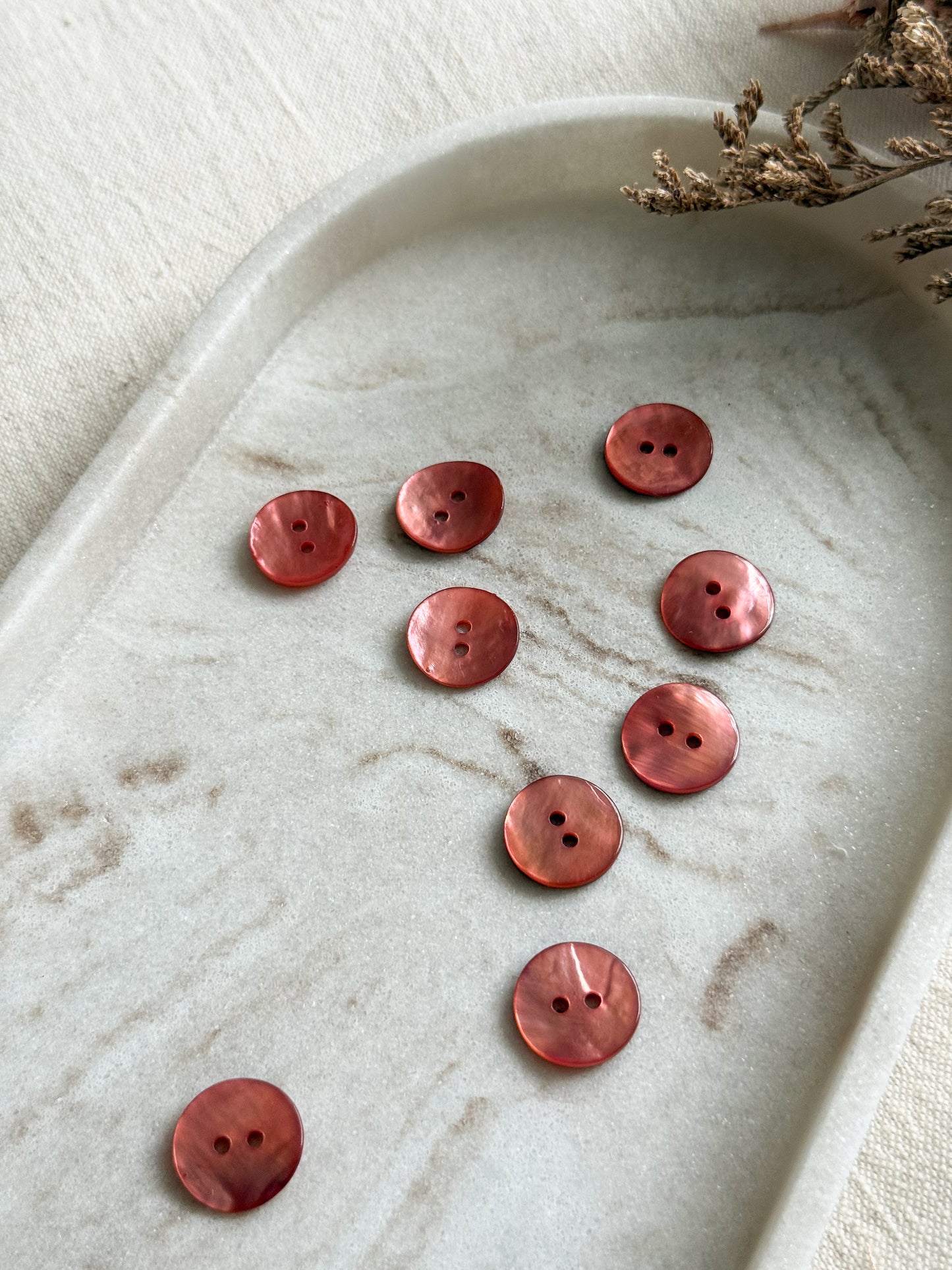 Natural Mother of Pearl Button - Pink Round - 15mm