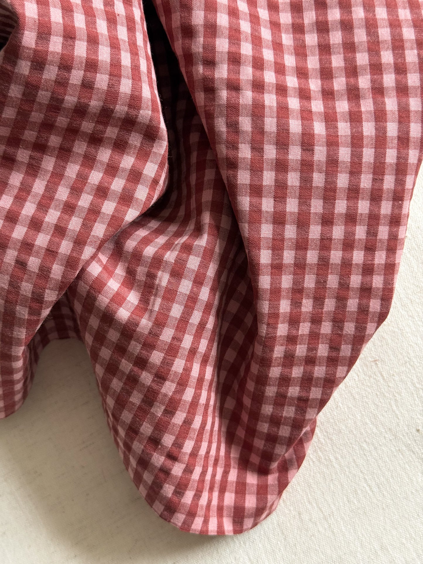 Cotton Seersucker Fabric - Gingham - Cocoa / Rose