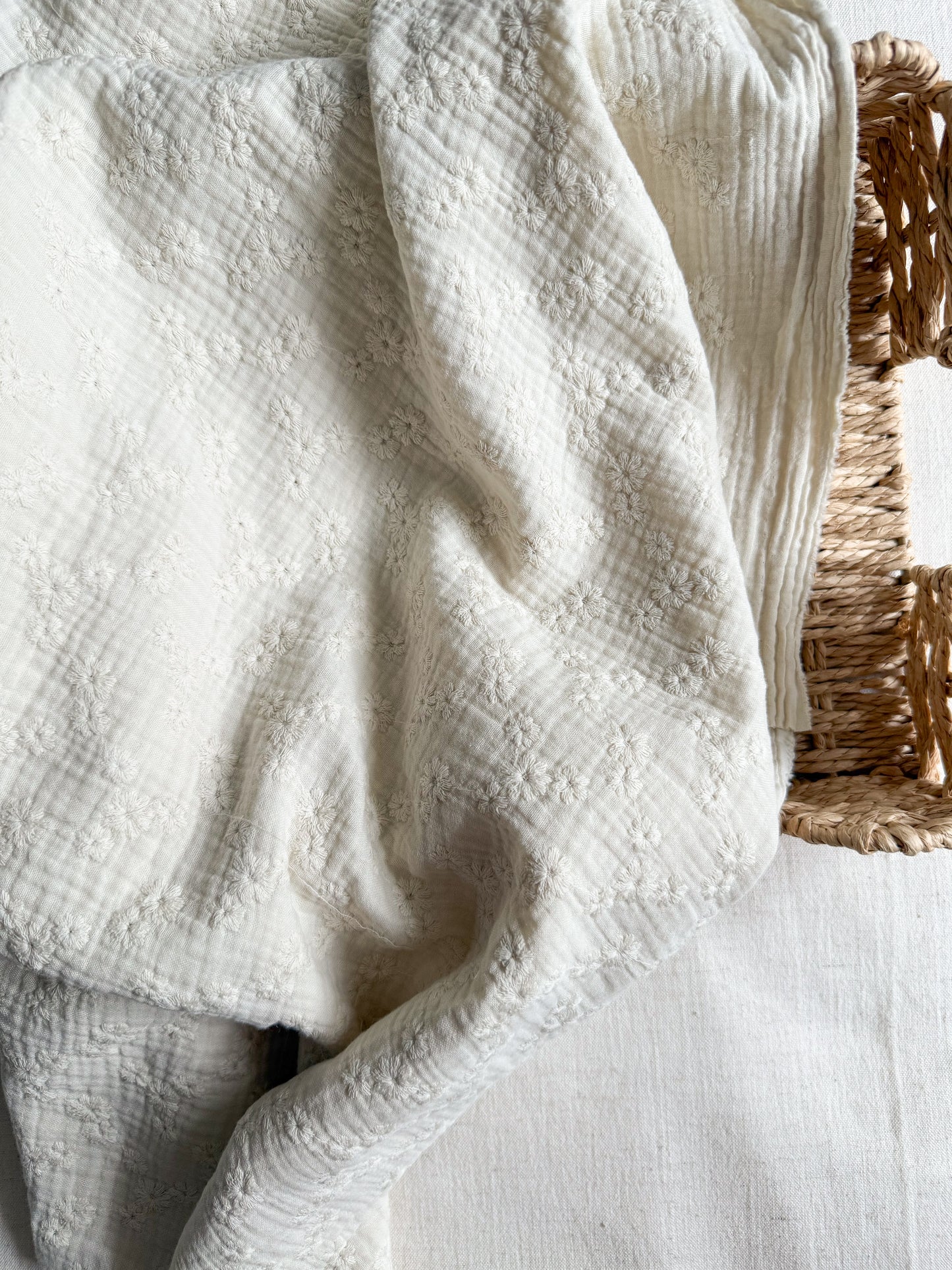 Embroidered Double Gauze Fabric - Ecru Flowers