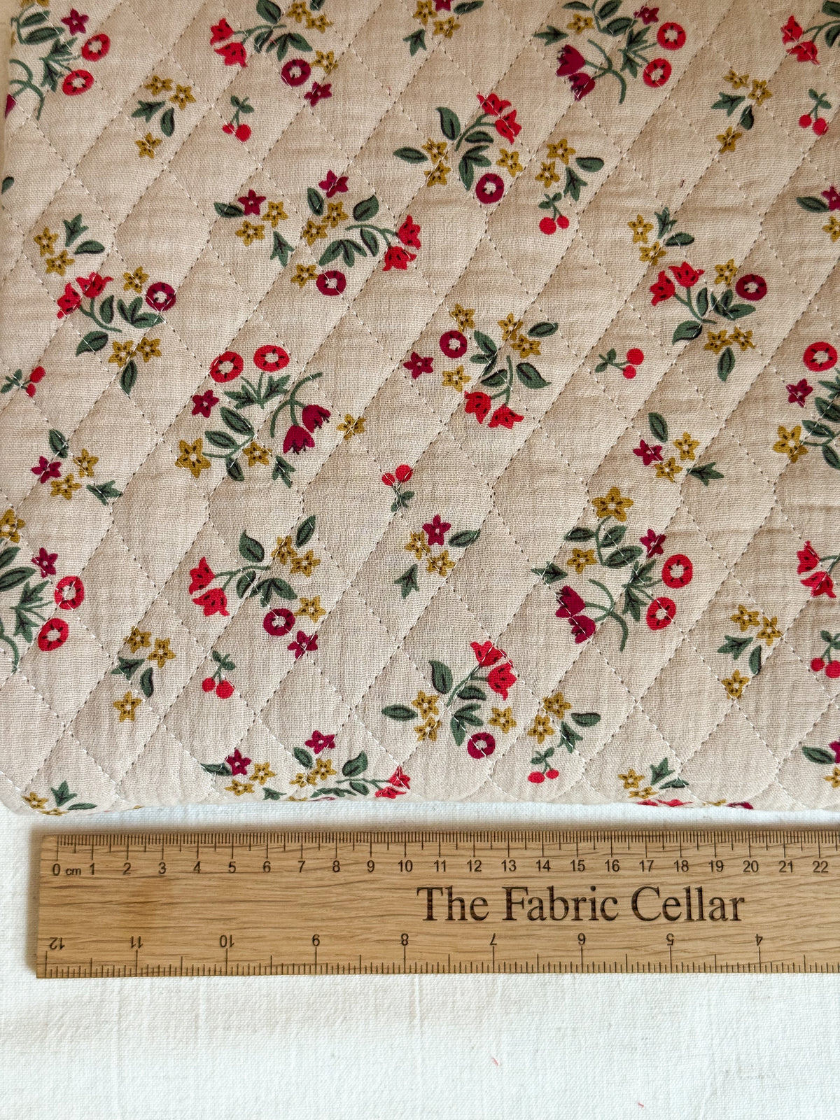 Reversible Quilted Double Gauze Fabric - Floral / Pink & Brown Stripe