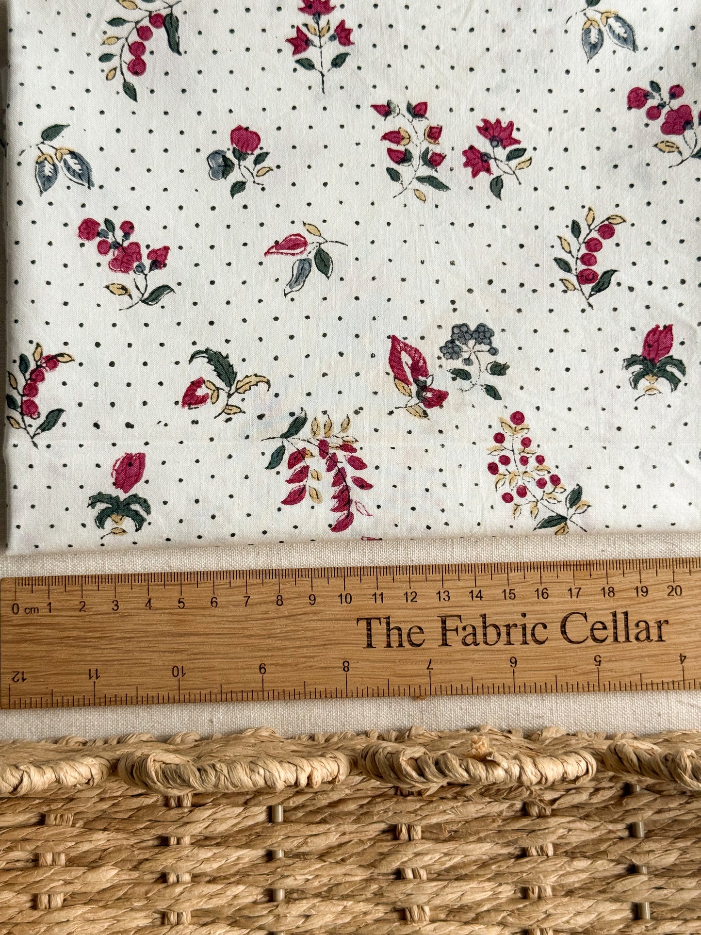 Indian Cotton Block Print Fabric - Dotty Floral - 40cm Remnant