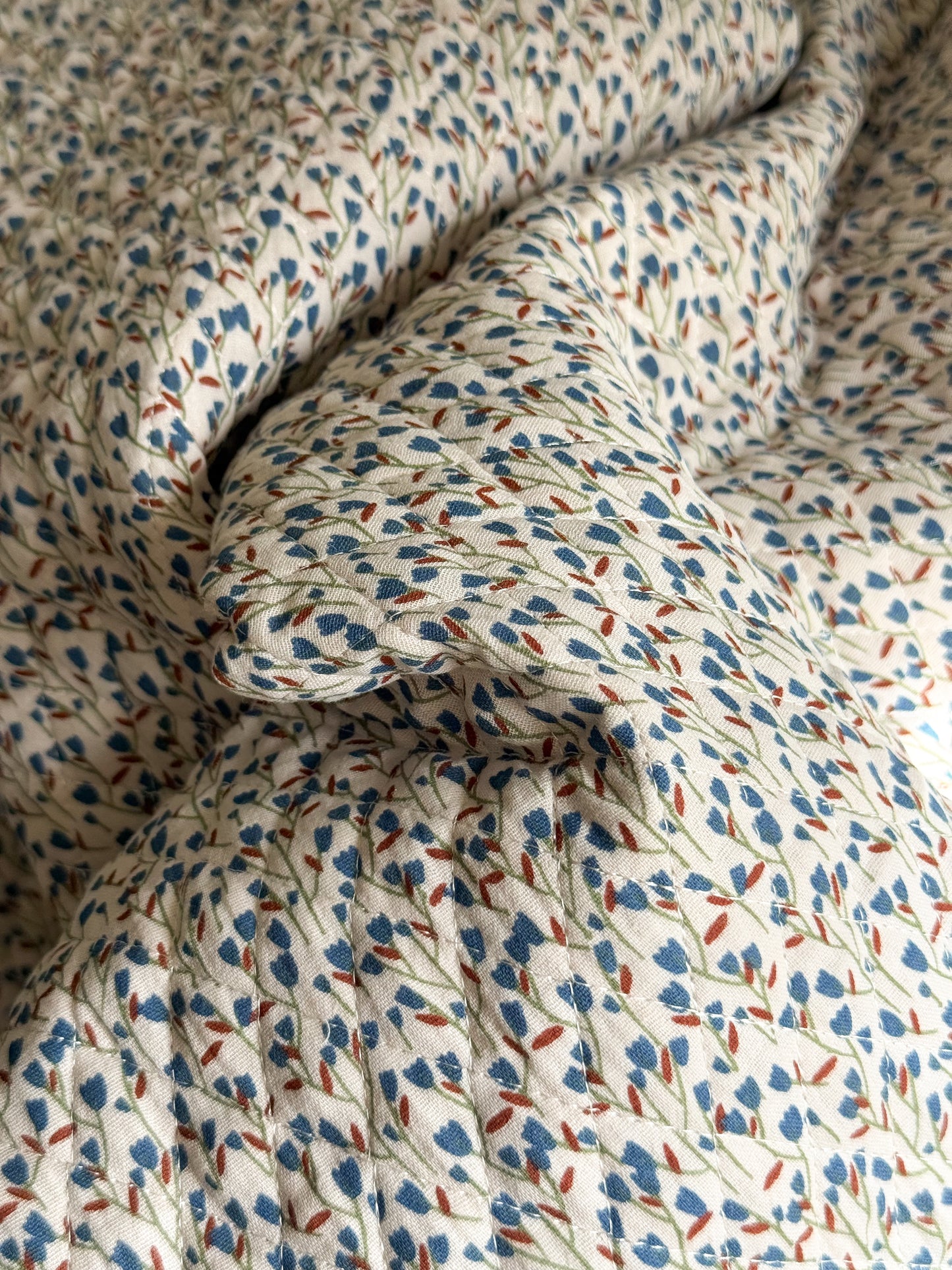 Reversible Quilted Double Gauze Fabric - Blue Meadow / Stripe