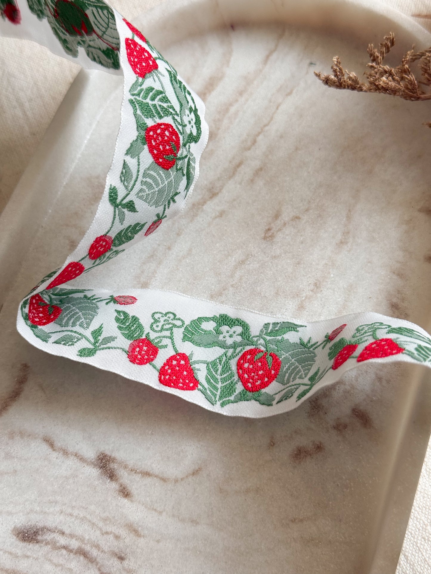 Jacquard Woven Ribbon - Strawberries - 32mm
