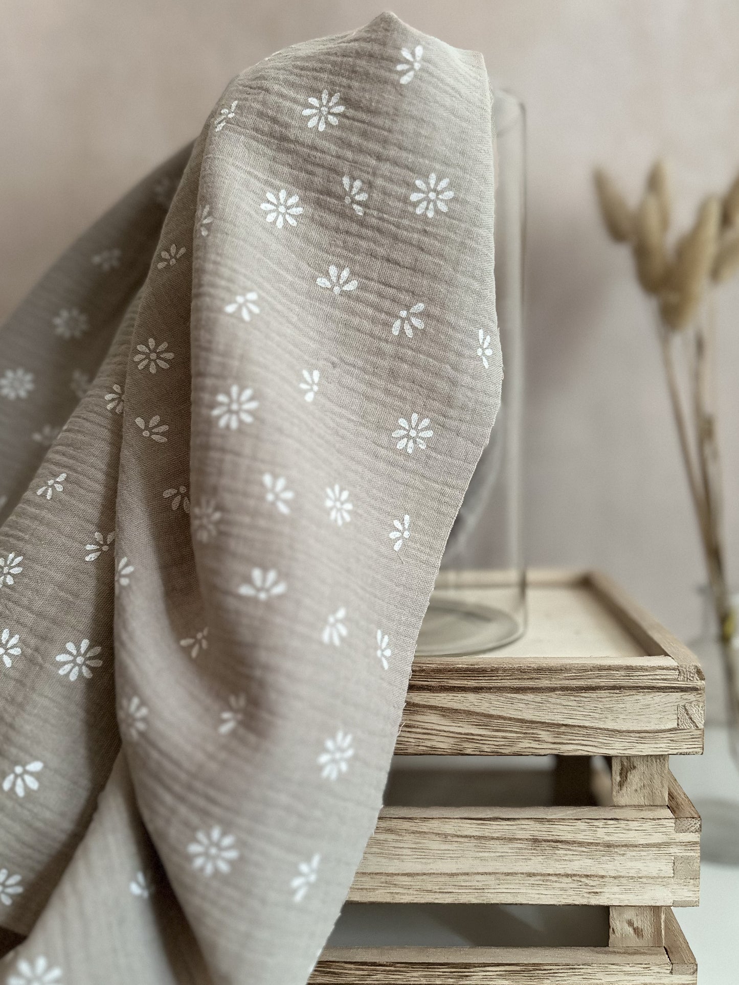 Double Gauze Fabric - Greige Daisy