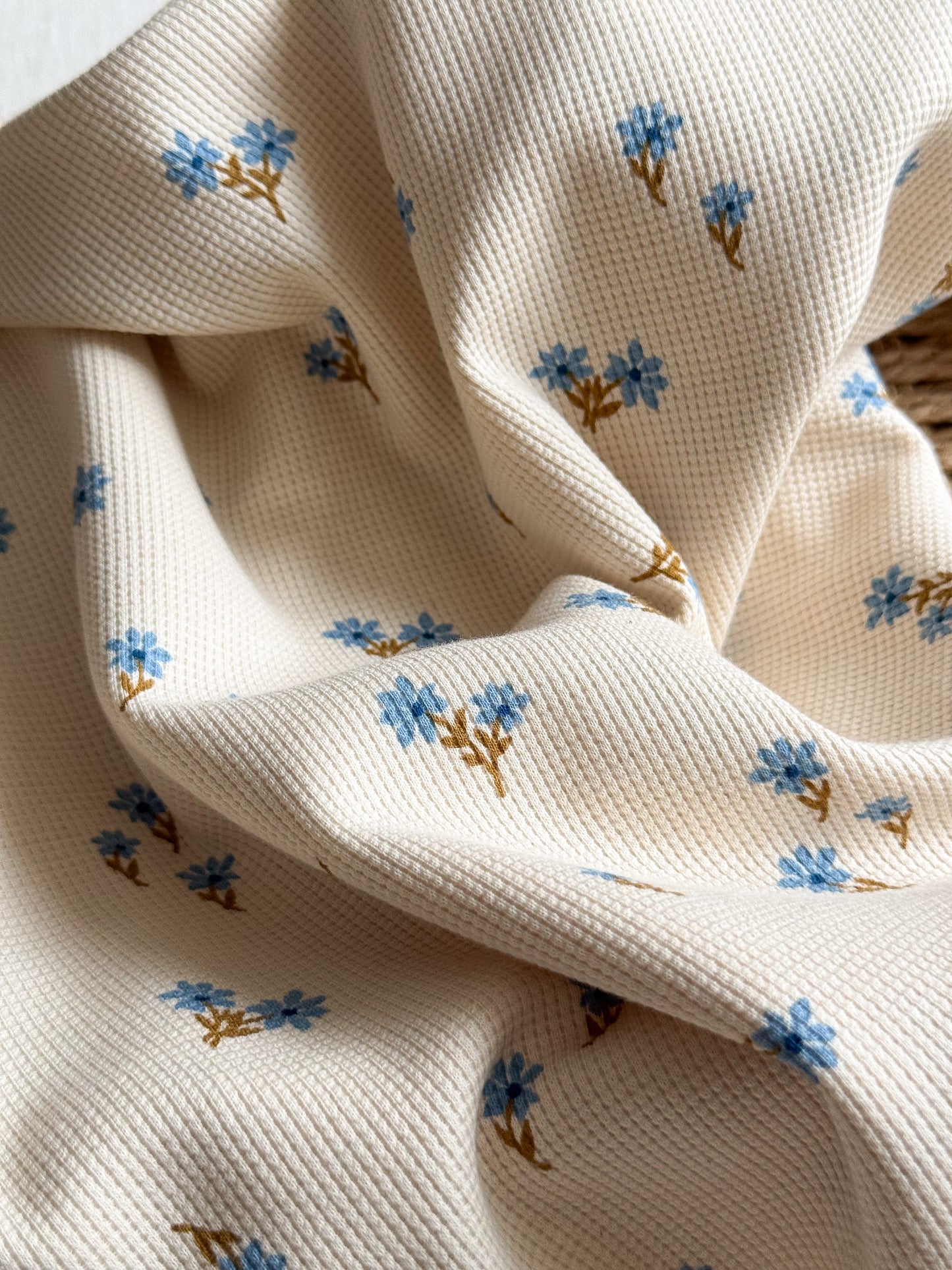 Waffle Jersey - Blue Flowers