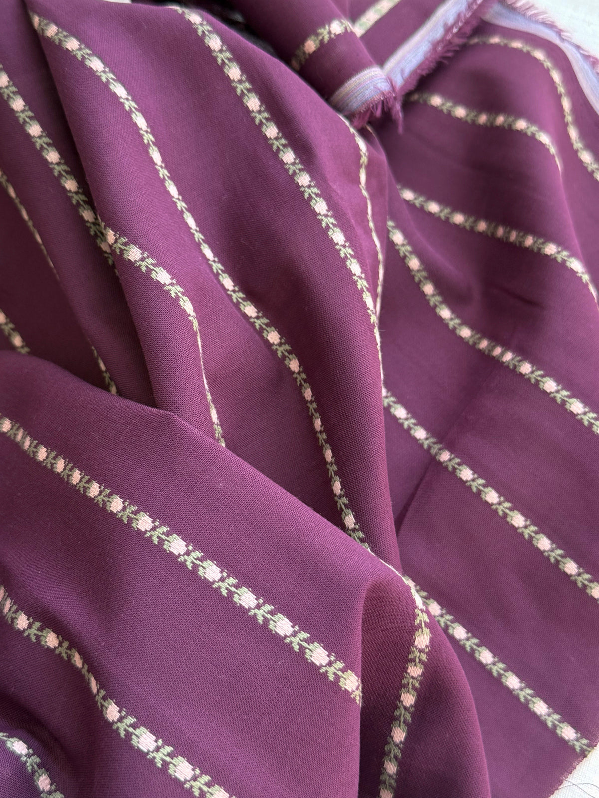 Cotton Jacquard Fabric - Floral Stripe - Bordeaux