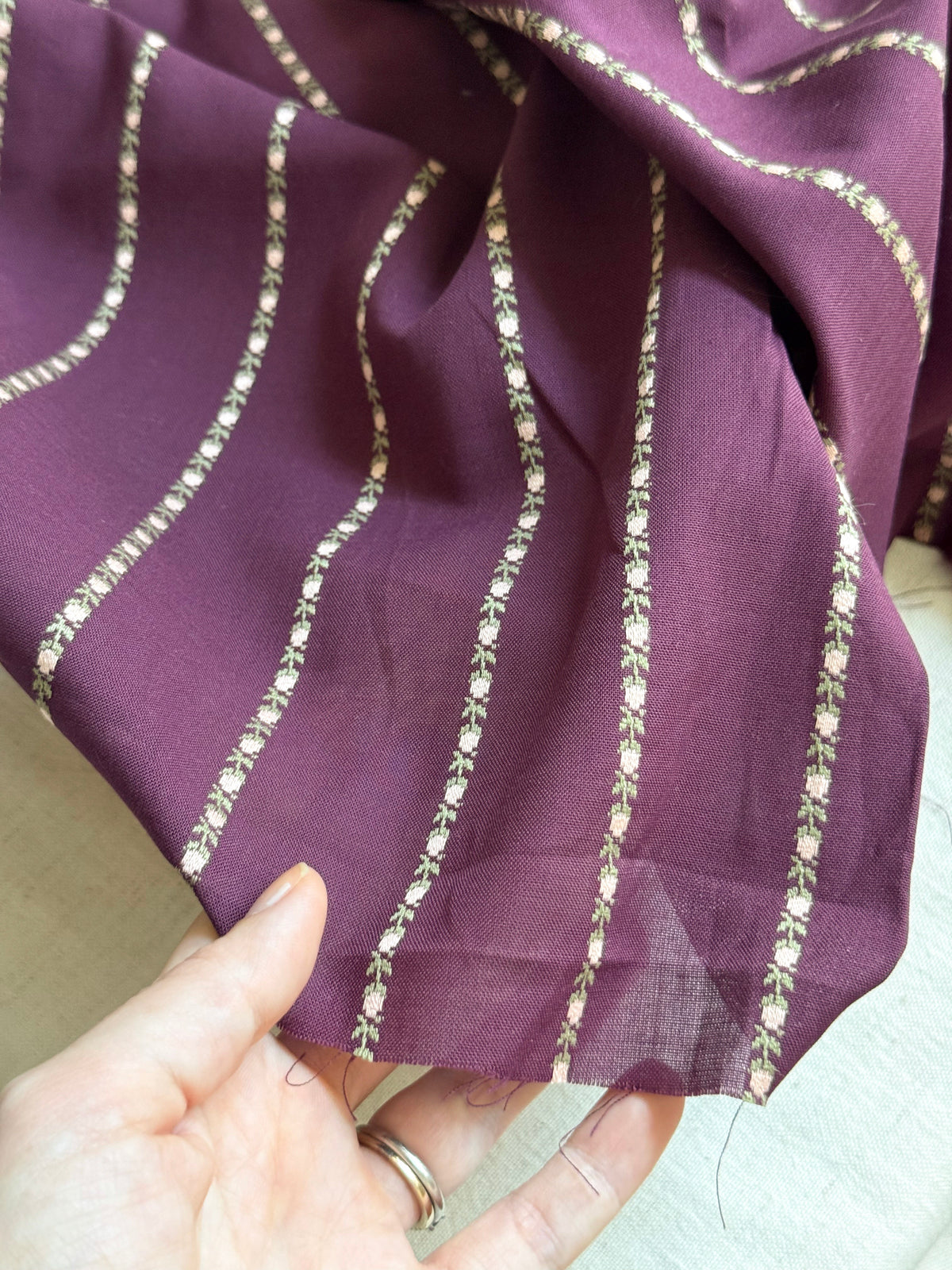 Cotton Jacquard Fabric - Floral Stripe - Bordeaux